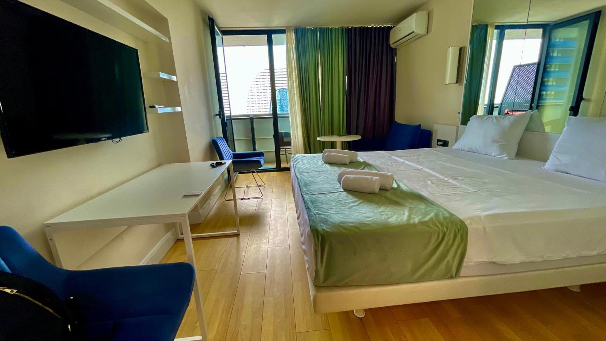 Marvella Orbi City Sea View Batumi Exterior foto